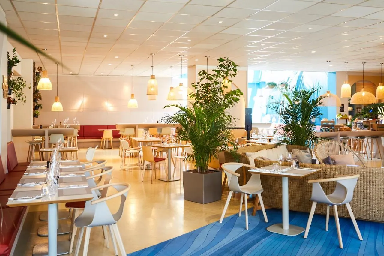 Ibis Styles Toulon Centre Port Hotel